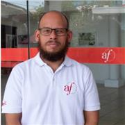 Professeur de français avec 8 ans d'expérience offre des cours en ligne de français pour enfants et adultes